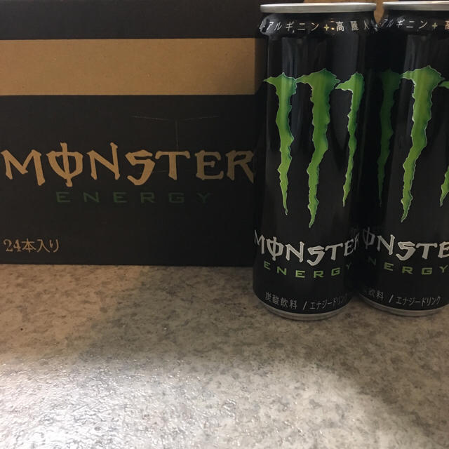 モンスターエナジー 緑 355ml×24本 食品/飲料/酒の飲料(ソフトドリンク)の商品写真