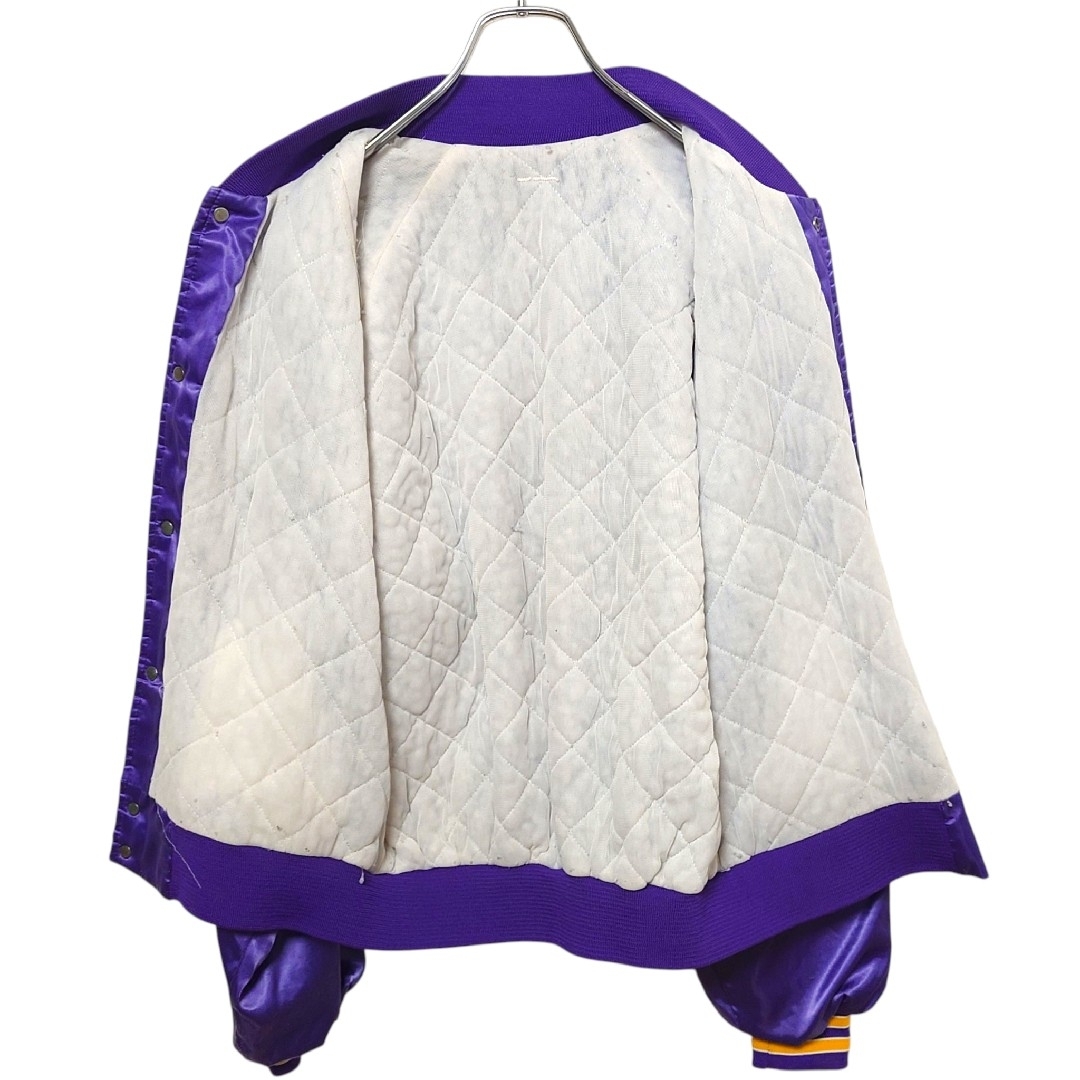 NFL ミネソタ・バイキングス チームロゴ刺繍 ナイロンスタジャン A-4007 メンズのジャケット/アウター(スタジャン)の商品写真