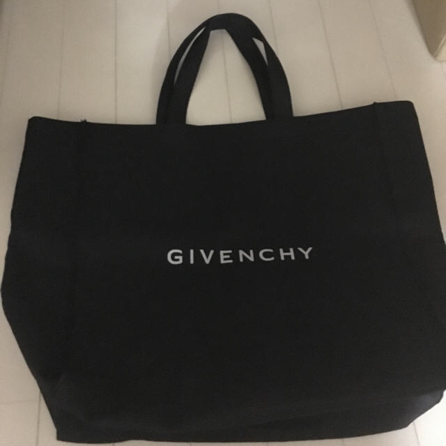 GIVENCHY(ジバンシィ)のジバンシー ノベルティ レディースのバッグ(トートバッグ)の商品写真