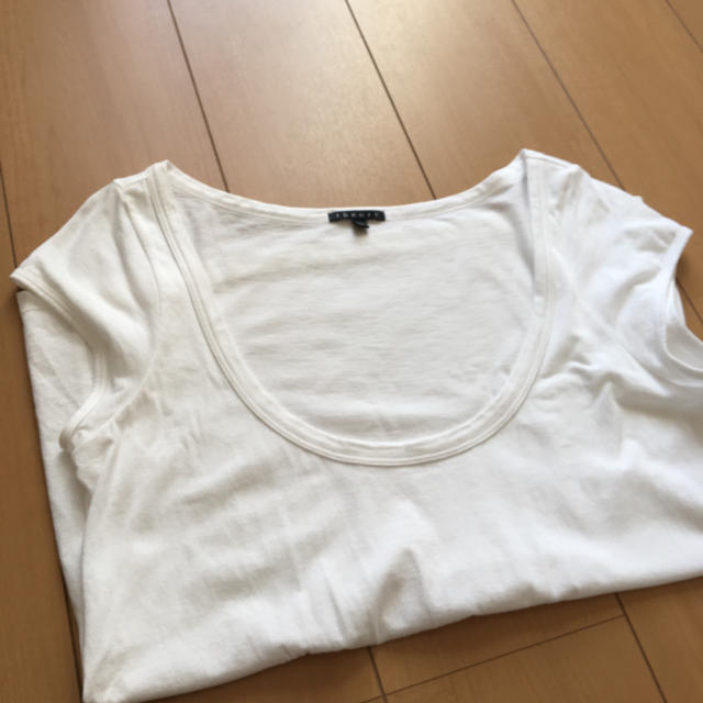 theory(セオリー)のtheoy Tシャツ レディースのトップス(Tシャツ(半袖/袖なし))の商品写真