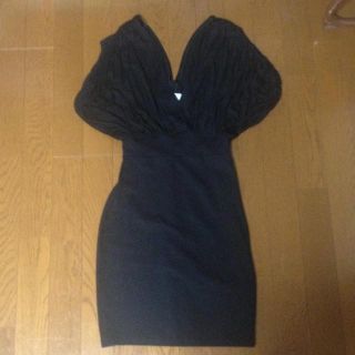 ザラ(ZARA)のZARA☆Vオフショルダーワンピース(ミニワンピース)