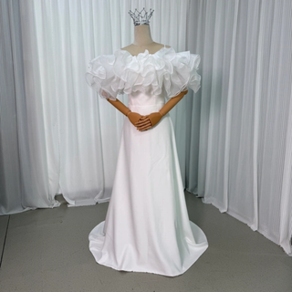 送料無料！ウエディングドレス オフショルダー サッシュベルト 大人っぽい結婚式 (ウェディングドレス)