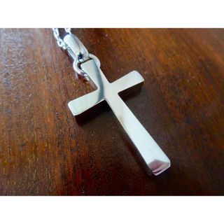 仁尾彫金『ビッグシルバークロス２、チェーンあり』ハンドメイド476b(ネックレス)