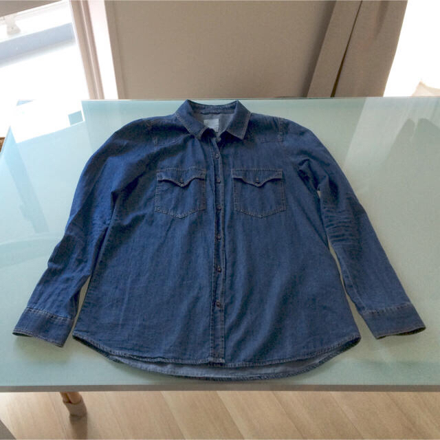 ZARA(ザラ)のZARA ザラ TRF DENIM デニムシャツ XS レディースのトップス(シャツ/ブラウス(長袖/七分))の商品写真