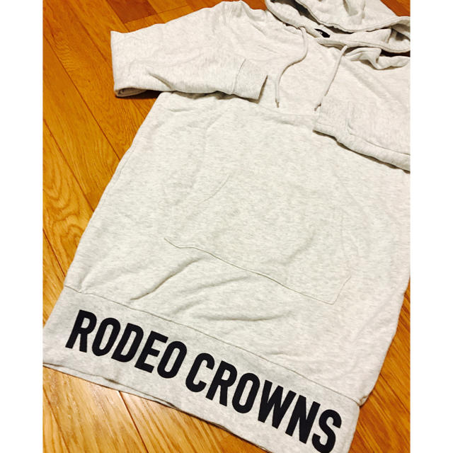 RODEO CROWNS(ロデオクラウンズ)のまりり様専用ロデオクラウンズ♡ライトグレーパーカーワンピ♡Ｓ レディースのトップス(パーカー)の商品写真