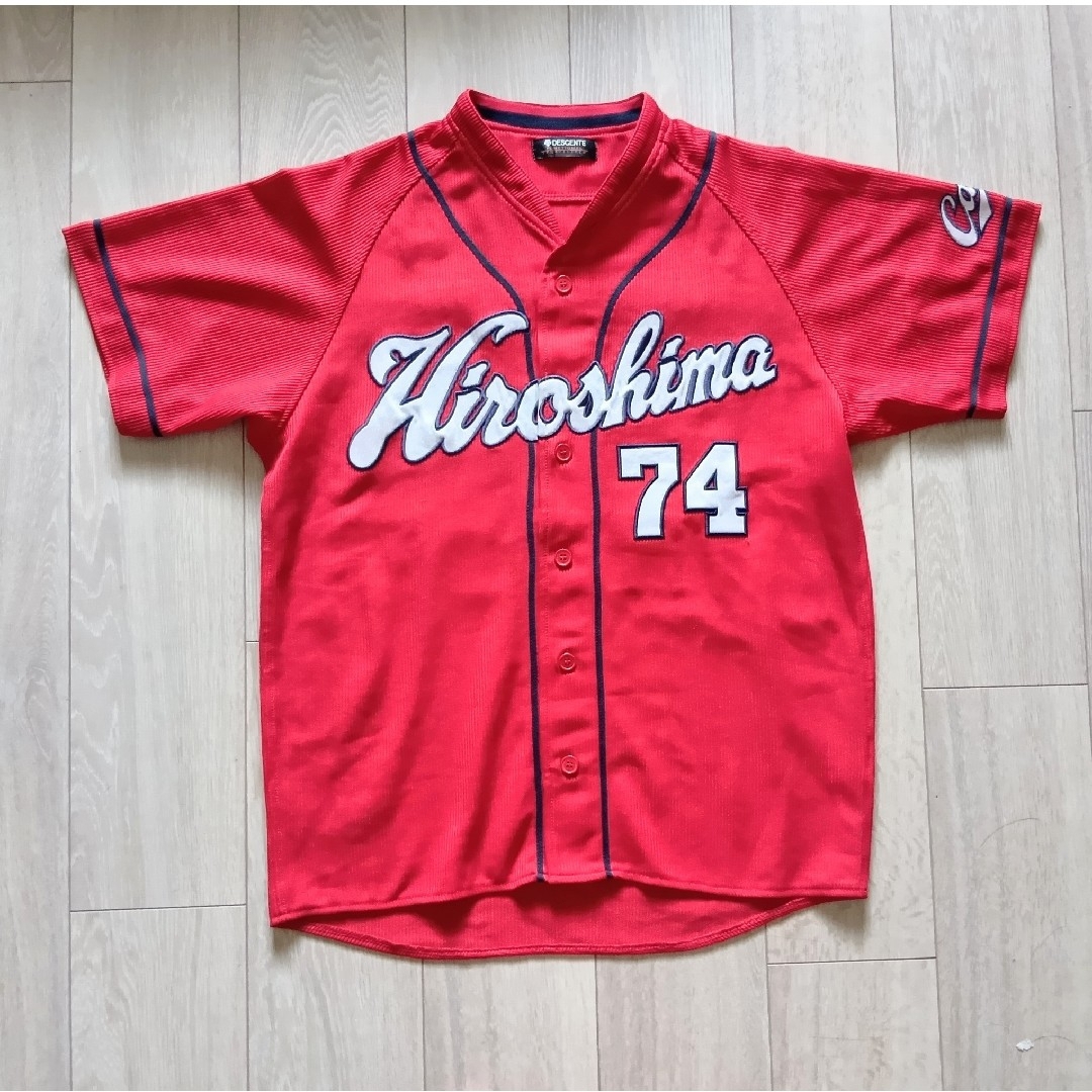 DESCENTE(デサント)の【レア】広島　カープ　大野　ハイクオリティ　ビジター　ユニフォーム　デサント　M スポーツ/アウトドアの野球(応援グッズ)の商品写真