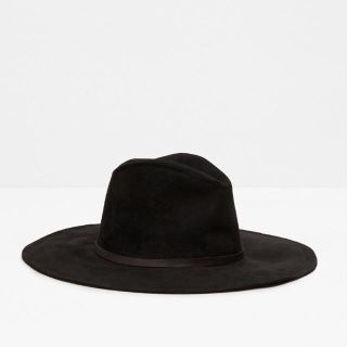 ザラ(ZARA)のZARAつば広HAT(ハット)