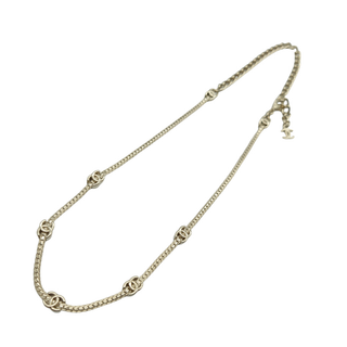 シャネル(CHANEL)のシャネル CHANEL チョーカー ネックレス アクセサリー ココマーク ロゴデザイン チェーン 首飾り シンプル シック 華やか ユニセックス きれいめ エレガント おしゃれ かわいい 高級感 気品 ワンポイント ゴールド   レディース メンズ 【中古 AB品】☆送料無料☆ 当店通常価格139800円(ネックレス)