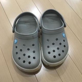 クロックス(crocs)のクロックス グレー(サンダル)