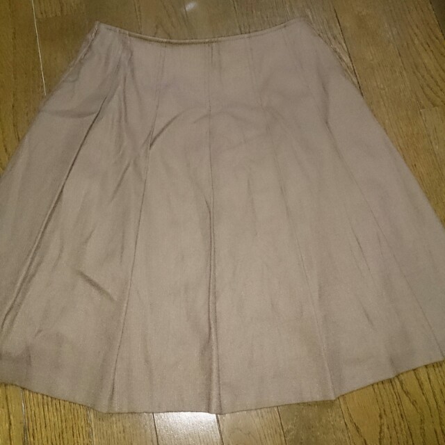 QUEENS COURT(クイーンズコート)の春用 茶色のスカート レディースのスカート(ひざ丈スカート)の商品写真