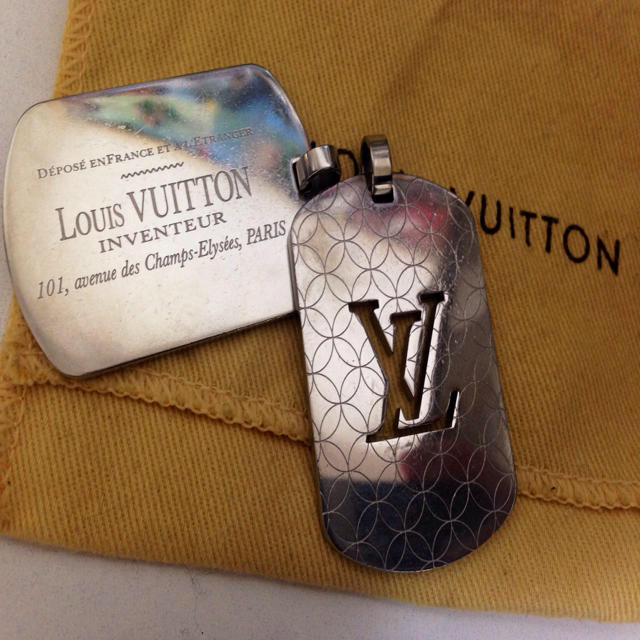 LOUIS VUITTON(ルイヴィトン)のLouis vuitton ネックレス レディースのアクセサリー(ネックレス)の商品写真