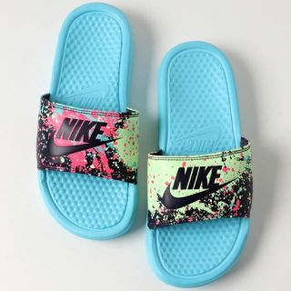 ナイキ(NIKE)の期間限定出品！(サンダル)