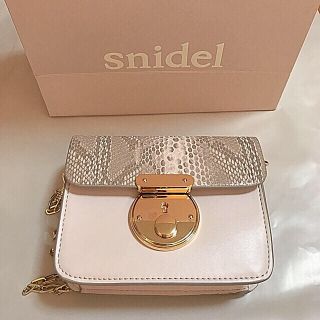 スナイデル(SNIDEL)のスナイデル バッグ(ショルダーバッグ)