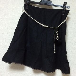 プライベートレーベル(PRIVATE LABEL)のパールベルト付♡BKスカート(ひざ丈スカート)
