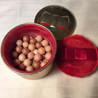 ゲラン(GUERLAIN)の値下げ‼︎ ゲラン クリスマスホリデー限定色(その他)