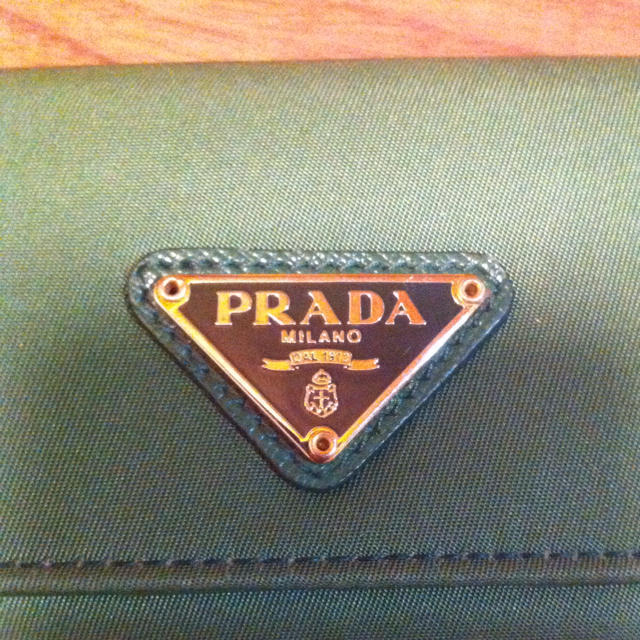 PRADA(プラダ)のプラダ♡キーケース 値下げしました レディースのファッション小物(キーホルダー)の商品写真