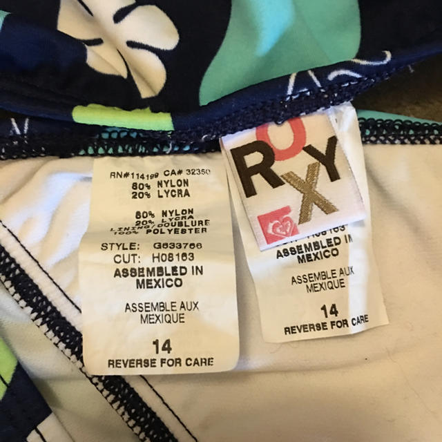 Roxy(ロキシー)のEtsuko様専用：ROXY 水着140サイズ キッズ/ベビー/マタニティのキッズ服女の子用(90cm~)(水着)の商品写真