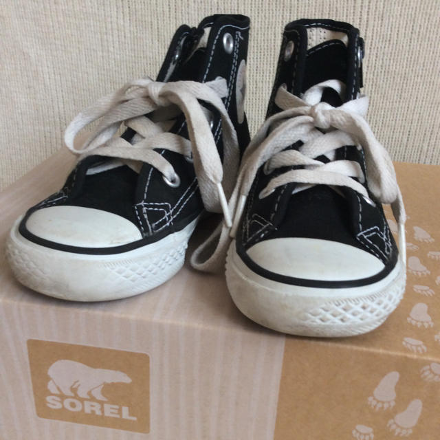 CONVERSE(コンバース)のコンバース ハイカット 黒 16cm キッズ/ベビー/マタニティのキッズ靴/シューズ(15cm~)(スニーカー)の商品写真