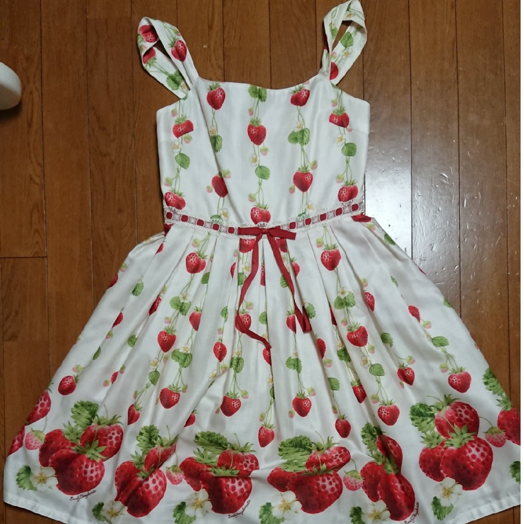 Emily Temple cute(エミリーテンプルキュート)のエミリーテンプル ストロベリー いちご  レディースのワンピース(ひざ丈ワンピース)の商品写真