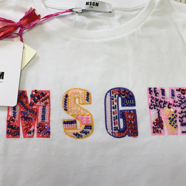 MSGM(エムエスジイエム)のMSGM ビーズ ロゴ Tシャツ 正規 新品 タグ付き レディースのトップス(Tシャツ(半袖/袖なし))の商品写真