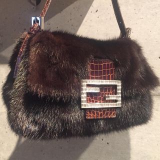 フェンディ(FENDI)の最高級 FENDI フェンディ ミンクファー×クロコ バッグ(ハンドバッグ)