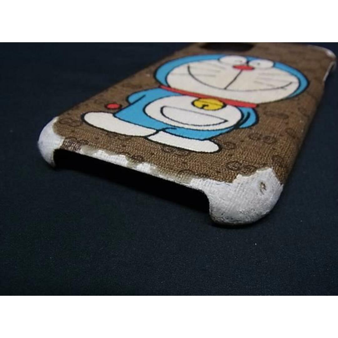 GUCCI(グッチ)のGUCCI グッチ 647806・617664 ドラえもん コラボ マイクロGG PVC iPhone11 対応 アイフォンケース スマホケース ブラウン系 FR2461 メンズのファッション小物(その他)の商品写真
