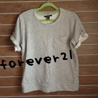 フォーエバートゥエンティーワン(FOREVER 21)のFOREVER21  グレースウェットＴ(Tシャツ(半袖/袖なし))