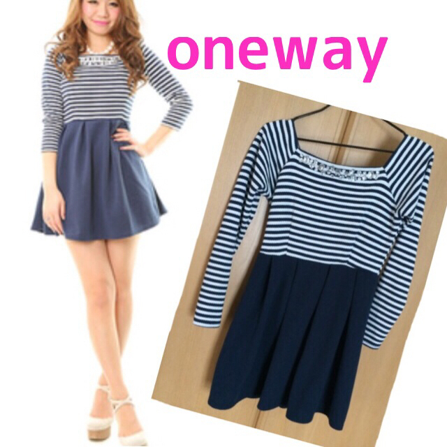 one*way(ワンウェイ)のoneway♡ビジューボーダーOP レディースのワンピース(ミニワンピース)の商品写真