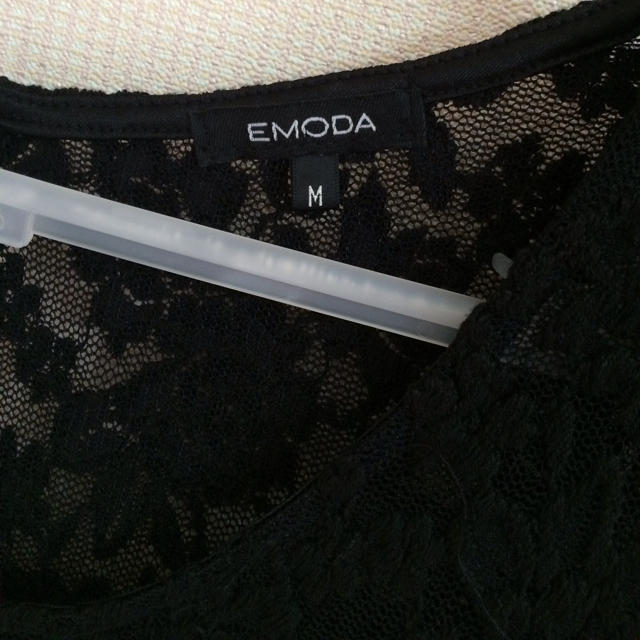 EMODA(エモダ)のEMODA レディースのトップス(シャツ/ブラウス(長袖/七分))の商品写真