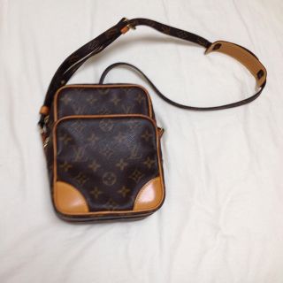 ルイヴィトン(LOUIS VUITTON)のヴィトンのショルダーバッグ♡(ショルダーバッグ)