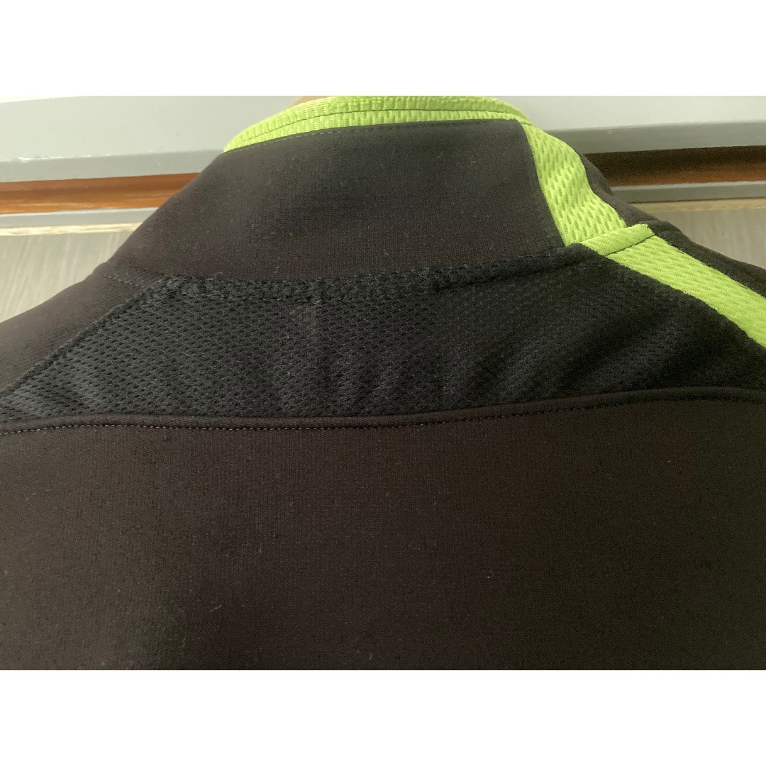 【asics】ジャムジーAS2ジャケット XAT126 Mサイズ スポーツ/アウトドアのランニング(ウェア)の商品写真