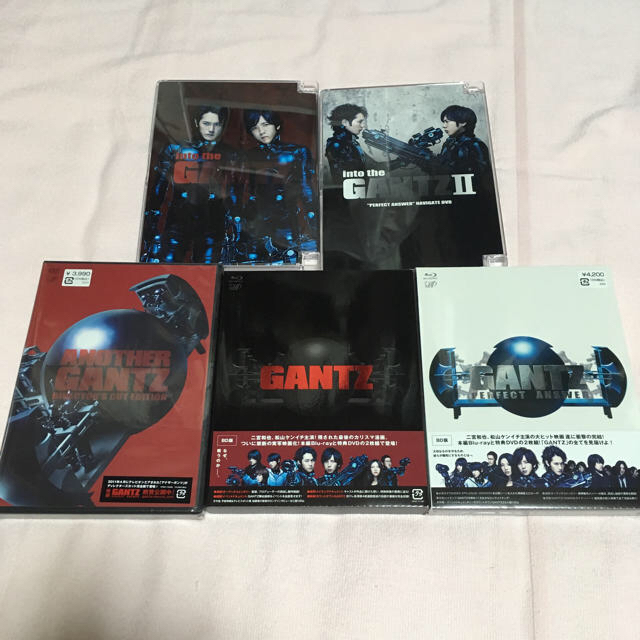 GANTZ DVD&ブルーレイセット+パンフレット+おまけグッズ エンタメ/ホビーのDVD/ブルーレイ(日本映画)の商品写真