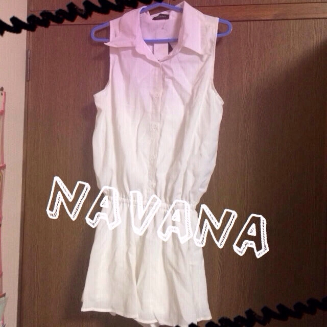 NAVANA(ナバーナ)のNAVANA☆シャツ素材ロンパース レディースのパンツ(オールインワン)の商品写真