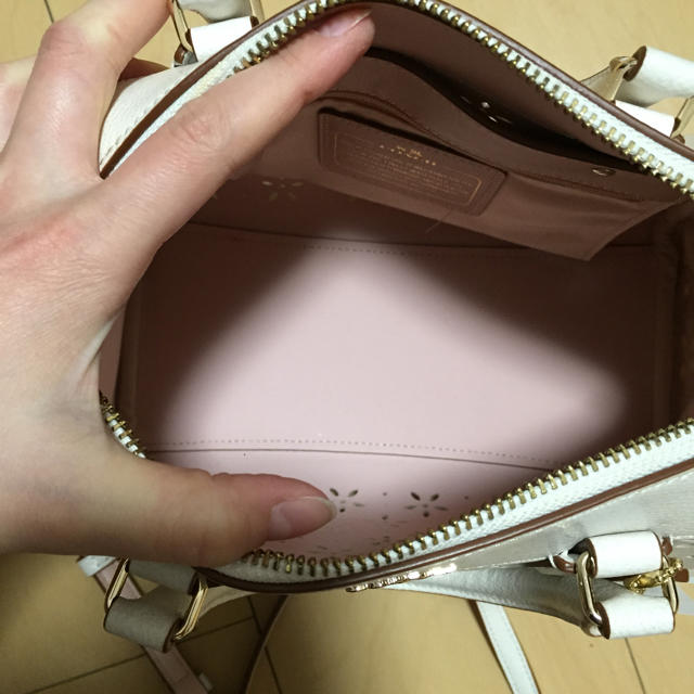 COACH(コーチ)のCOACH フラワーbag レディースのバッグ(ショルダーバッグ)の商品写真