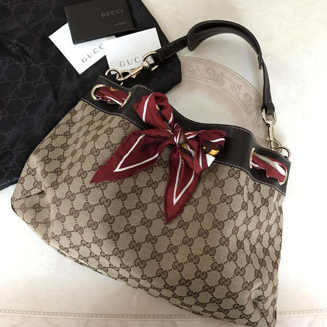 Gucci Gucci スカーフ付きバッグの通販 By 可愛いものたくさん