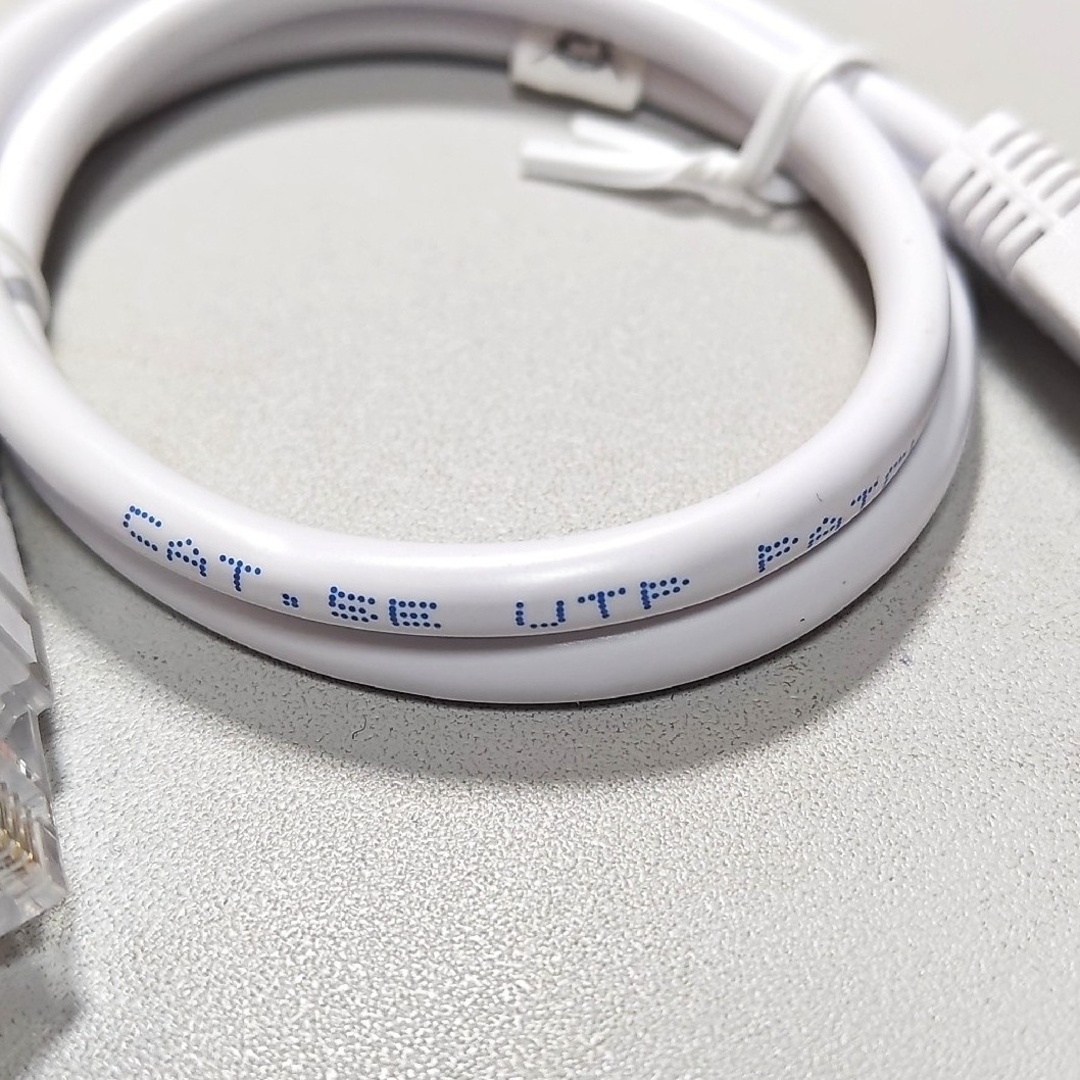 ⑧LANケーブル(50cm)バッファロー  Wi-Fiルーター付属品 #PC府 スマホ/家電/カメラのPC/タブレット(PC周辺機器)の商品写真