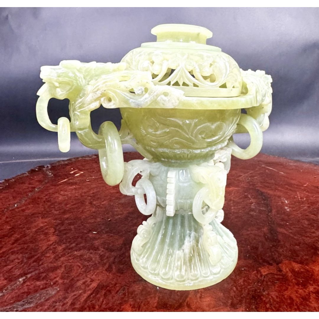 50年代 天然翡翠玉石 透かし彫り龍頭双耳大香炉 天然色 無着色 WWFT038 エンタメ/ホビーの美術品/アンティーク(彫刻/オブジェ)の商品写真