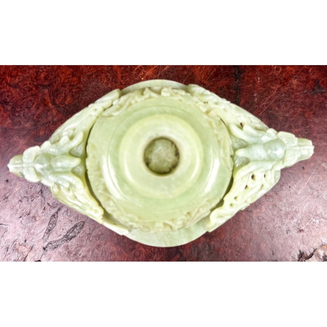 50年代 天然翡翠玉石 透かし彫り龍頭双耳大香炉 天然色 無着色 WWFT038 エンタメ/ホビーの美術品/アンティーク(彫刻/オブジェ)の商品写真