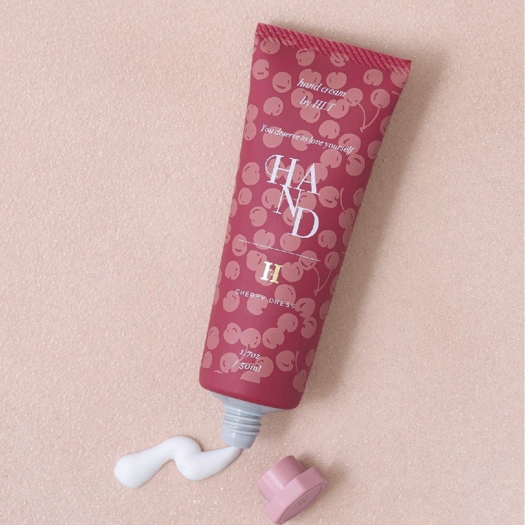 Her lip to(ハーリップトゥ)のハーリップトゥ リッチハンドクリーム   チェリードレス コスメ/美容のボディケア(ハンドクリーム)の商品写真