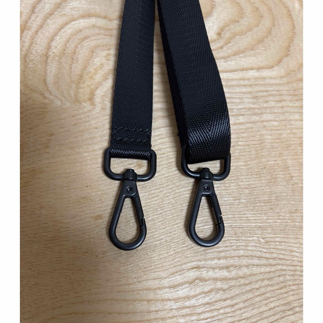 DSQUARED2(ディースクエアード)の新品 DSQUARED2 CERESIO 9カモフラ柄ショルダーウォレットバッグ メンズのファッション小物(その他)の商品写真