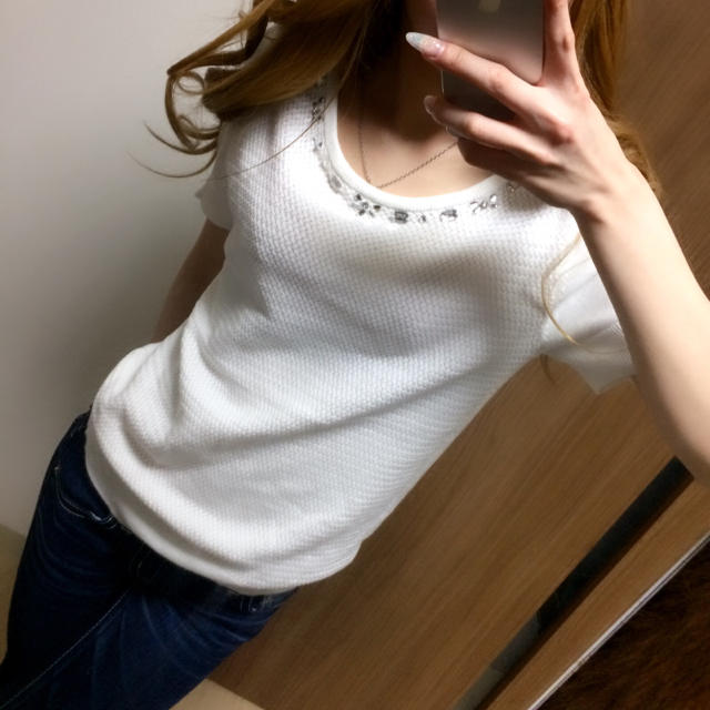 INDEX(インデックス)の【込★美品】index ビジューニットTシャツ  レディースのトップス(Tシャツ(半袖/袖なし))の商品写真