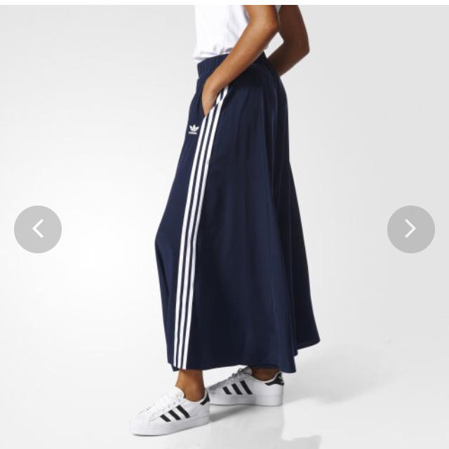 adidas(アディダス)のadidas オリジナルス スカート3 STRIPES LONG SKIRT レディースのスカート(ロングスカート)の商品写真