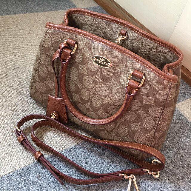 COACH(コーチ)のコーチ2wayトートバッグ F34605 レディースのバッグ(ショルダーバッグ)の商品写真