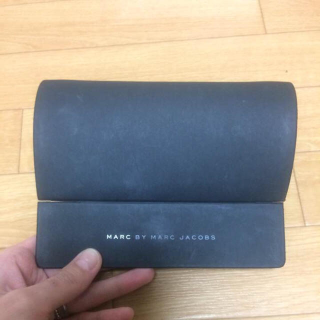 MARC BY MARC JACOBS(マークバイマークジェイコブス)のマークバイマークジェイコブス サングラス レディースのファッション小物(サングラス/メガネ)の商品写真