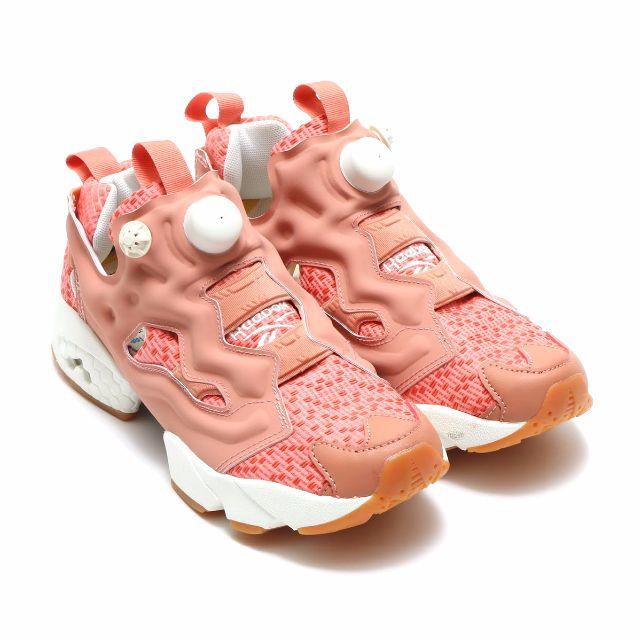 Reebok(リーボック)の☆新品2017春夏モデル☆リーボック ポンプフューリー 24cm ピンク レディースの靴/シューズ(スニーカー)の商品写真