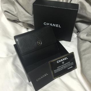 シャネル(CHANEL)の【正規品】美品 CHANEL ココボタン パスフォルダー付  黒 ブラック (財布)