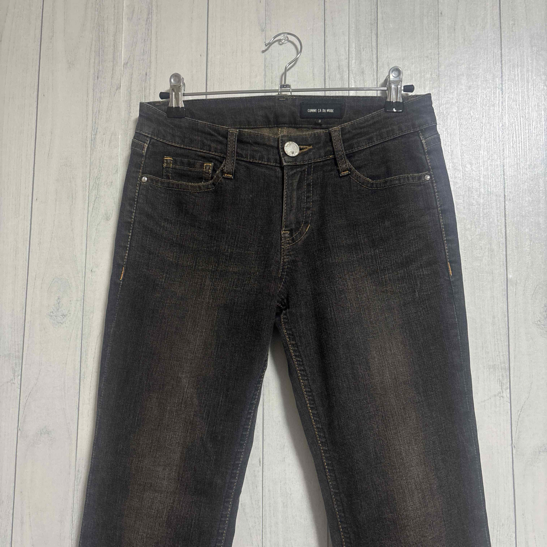 COMME CA DU MODE(コムサデモード)の【COMME ÇA DU MODE】美品✨（9）ブーツカットデニム ストレッチ レディースのパンツ(デニム/ジーンズ)の商品写真