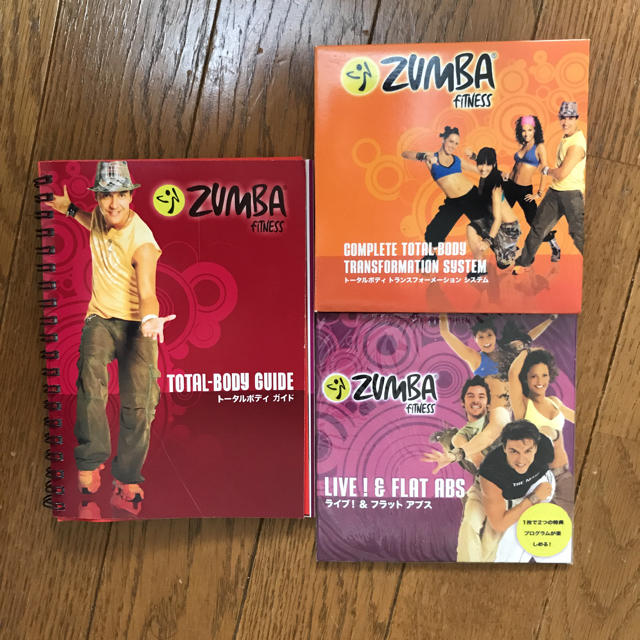 Zumba(ズンバ)のmi-kichi様専用ZUMBA ズンバ DVD ダンベルセット エンタメ/ホビーのDVD/ブルーレイ(スポーツ/フィットネス)の商品写真