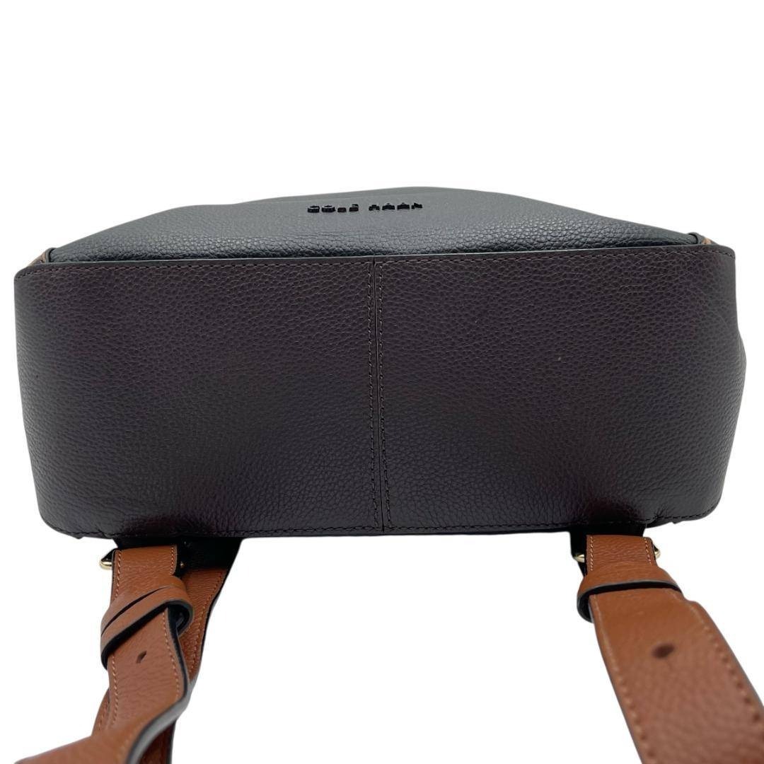 Cole Haan(コールハーン)のCOLEHAAN グランド アンビション スモール コンバーチブル バックパック レディースのバッグ(リュック/バックパック)の商品写真