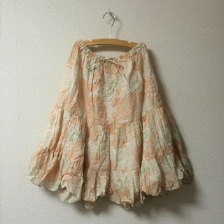 フランシュリッペ(franche lippee)の花柄スカート(ひざ丈スカート)